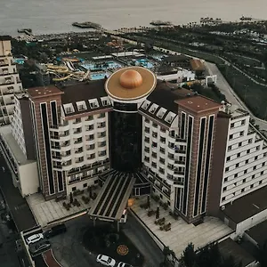 5* Otel Saturn Palace