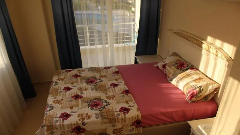 Monna Roza Family Suit Antalya Türkiye