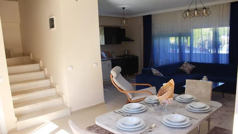 Monna Roza Family Suit Antalya 5*,